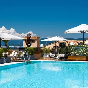 Hotel De Paris *****