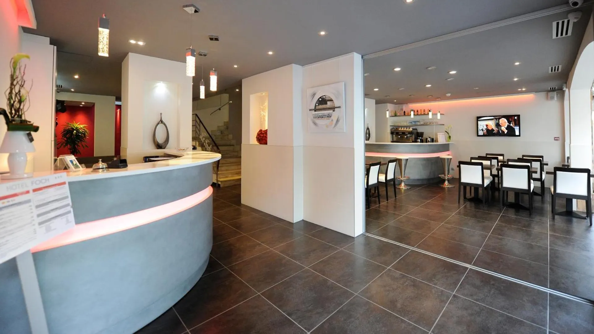 Hôtel Foch Tarbes Frankrike