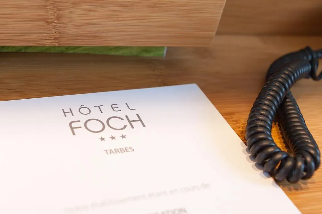 Hôtel Foch Tarbes Frankrike