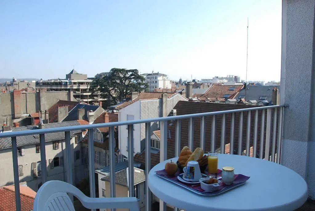 Hôtel Foch Tarbes 3*,